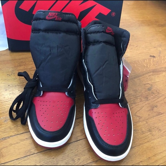Jordan 1 Bred Toe - Picture 3 of 6